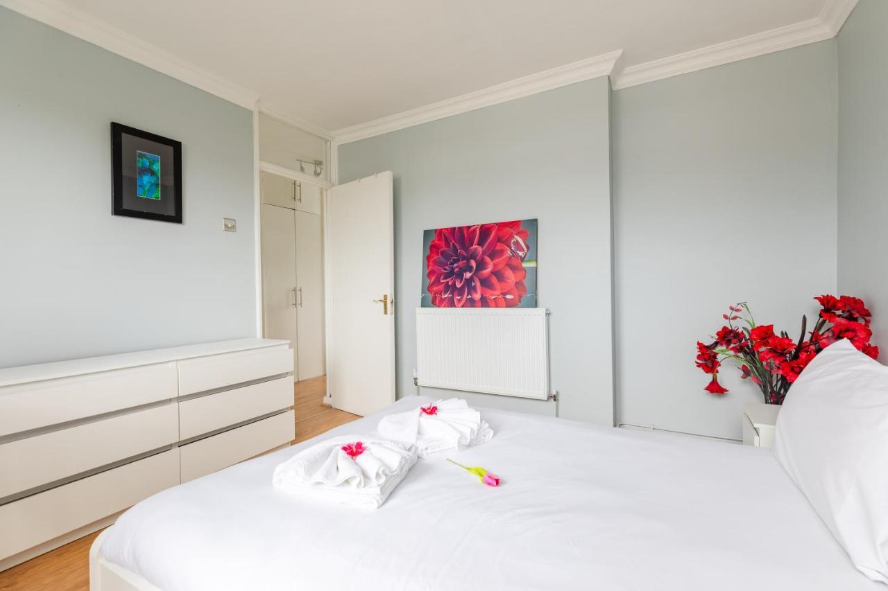 Cosy 3 Bed Flat Ideal For Trips To 伦敦 外观 照片
