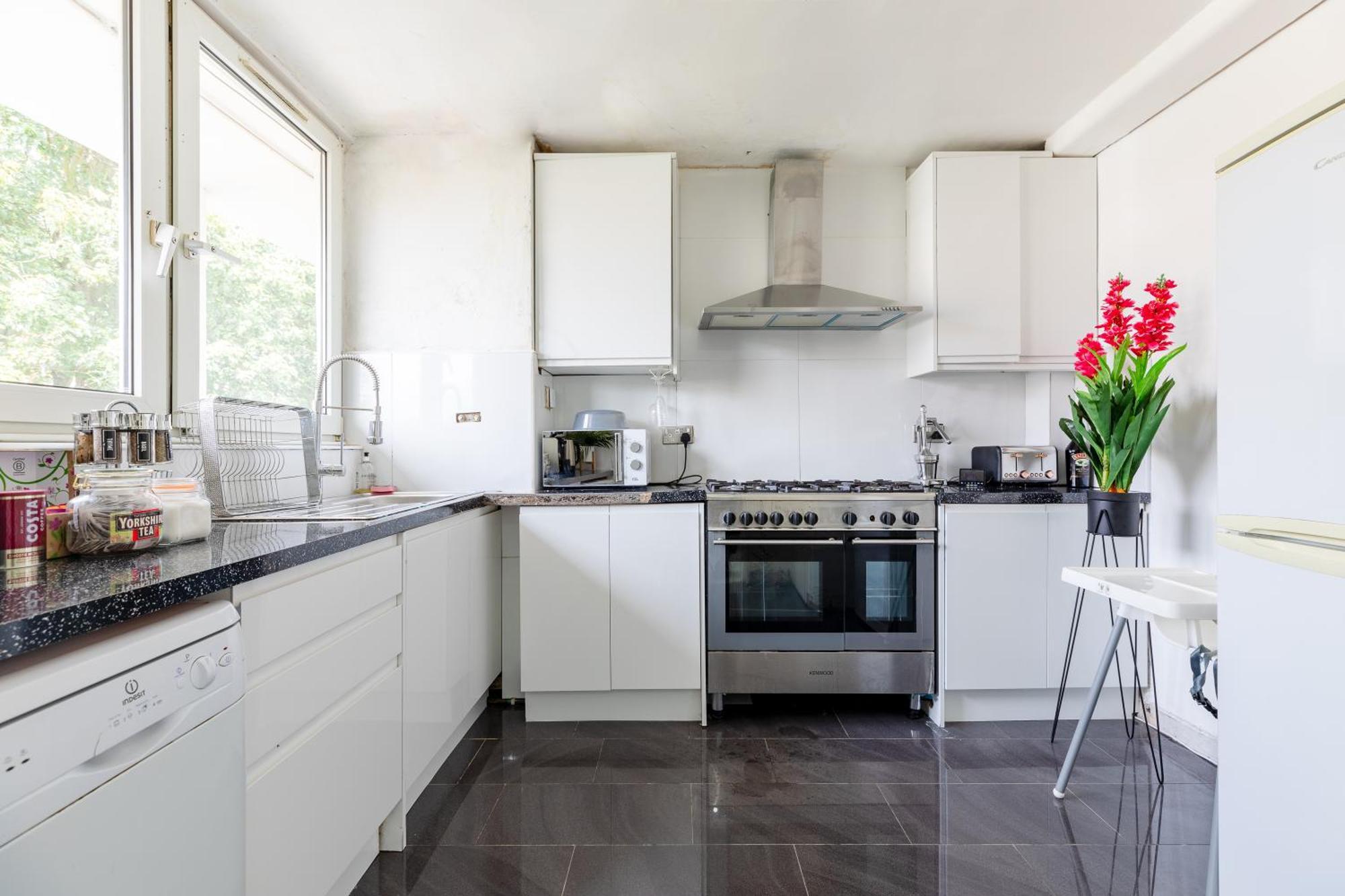 Cosy 3 Bed Flat Ideal For Trips To 伦敦 外观 照片